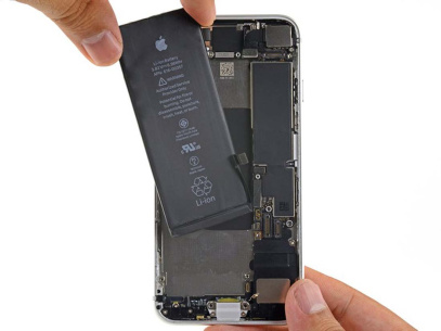 Замена аккумулятора iPhone SE 2020