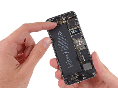 Замена аккумулятора iPhone SE
