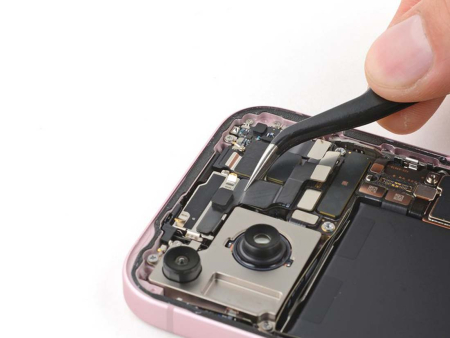 Замена микрофона основной камеры iPhone 15