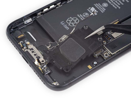 Замена антенны Wi-Fi / GSM iPhone 7